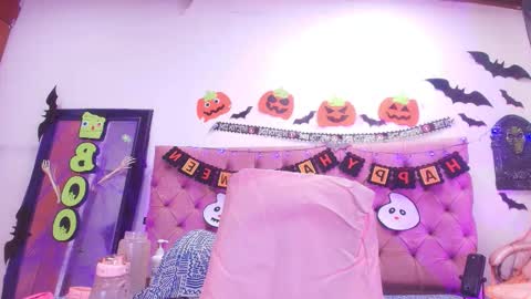 Diane online show from 10-30-25, 07:14