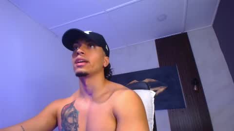 Diego online show from 02-11-25, 02:46