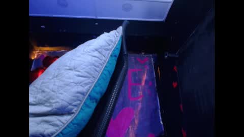 Diego online show from 02-18-25, 02:49