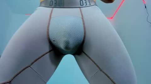 Diego online show from 10-25-25, 01:40