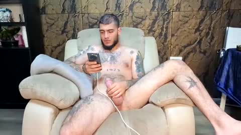 Snapshot of diego_armando24 chatting on 06-08-26, 07:58 diego_armando24 online show from 06-08-26, 07:58