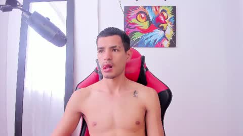 Diego lat online show from 06-24-26, 07:13