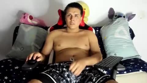 alexerdiego online show from 06-18-26, 04:35