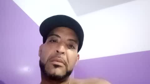 diegol1217 online show from 01-05-25, 08:11