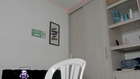Snapshot of diegsz_ chatting on 01-28-25, 08:04 diego online show from 01-28-25, 08:04