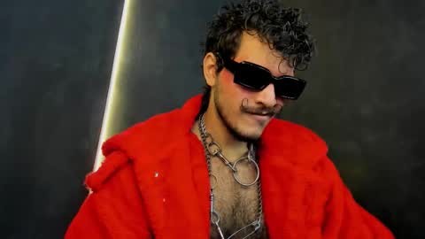 diemond_latinx98 online show from 11-28-25, 02:09