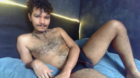 Snapshot of diemond_latinx98 chatting on 02-13-26, 04:03 diemond_latinx98 online show from 02-13-26, 04:03