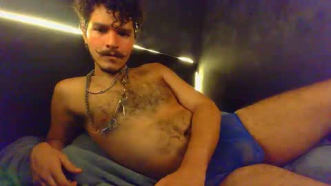 Snapshot of diemond_latinx98 chatting on 02-18-26, 05:36 diemond_latinx98 online show from 02-18-26, 05:36