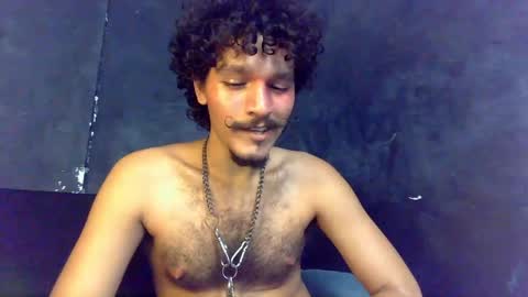 diemond_latinx98 online show from 04-17-26, 03:59