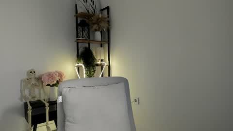 Snapshot of dierdrevanruler chatting on 07-12-26, 01:18 Kanmi for you online show from 07-12-26, 01:18
