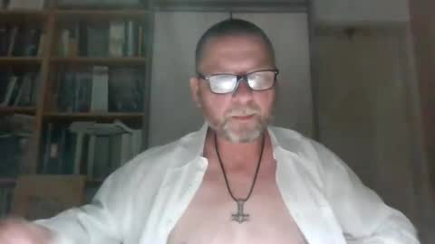 Snapshot of dierenfeld chatting on 07-25-26, 12:53 dierenfeld online show from 07-25-26, 12:53