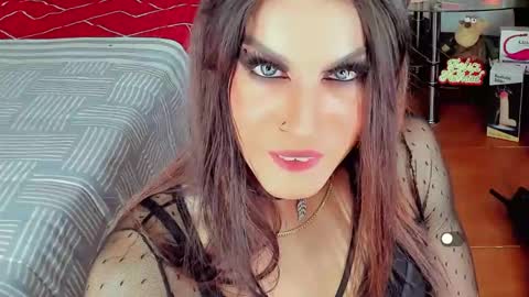 Snapshot of difiortiffany chatting on 12-31-24, 02:51 difiortiffany online show from 12-31-24, 02:51