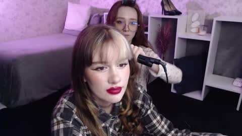 Hi im Alice 3 Im usualy online 03-10 or 17-21 UTC0 online show from 01-14-26, 06:30