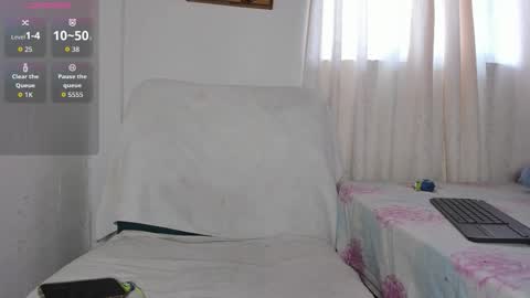 diiana_evil online show from 11-19-25, 05:02