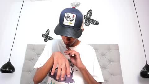 dikey_18 online show from 01-29-25, 08:46