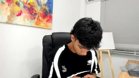 dikey_18 online show from 03-11-25, 08:42