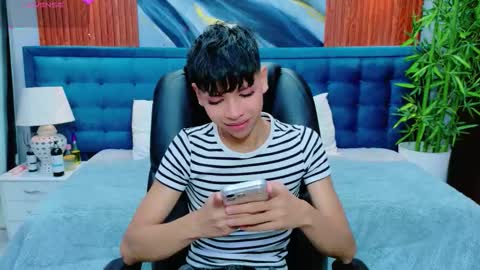  DILAN online show from 03-24-26, 06:46