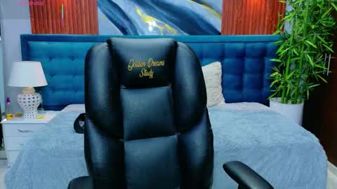  DILAN online show from 05-27-26, 07:00
