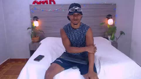 Snapshot of dilan_hall chatting on 06-15-26, 06:21 dilan_hall online show from 06-15-26, 06:21