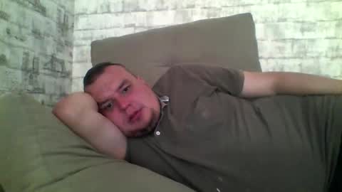 Snapshot of dimasvit5306 chatting on 05-15-26, 10:44 dimasvit5306 online show from 05-15-26, 10:44