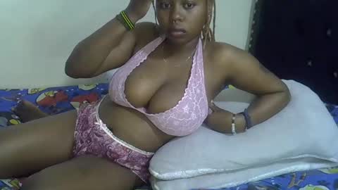 Snapshot of dime010 chatting on 01-13-25, 07:21 dime online show from 01-13-25, 07:21