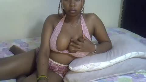 Snapshot of dime010 chatting on 02-20-25, 11:43 dime online show from 02-20-25, 11:43