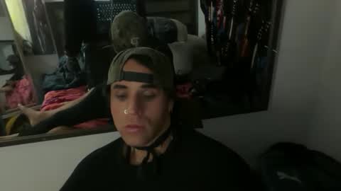 Snapshot of dimepiecebottom chatting on 11-29-25, 06:16 dimepiecebottom online show from 11-29-25, 06:16