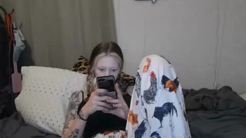 Sofie online show from 02-17-26, 07:16