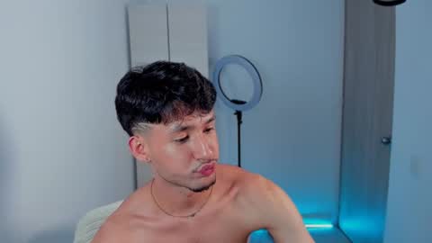 Snapshot of dimitri_targaryen chatting on 12-17-24, 07:40 Fabian online show from 12-17-24, 07:40