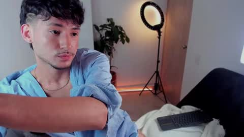 Snapshot of dimitri_targaryen chatting on 01-08-25, 03:40 Fabian online show from 01-08-25, 03:40