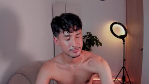 Snapshot of dimitri_targaryen chatting on 01-09-25, 12:30 Fabian online show from 01-09-25, 12:30