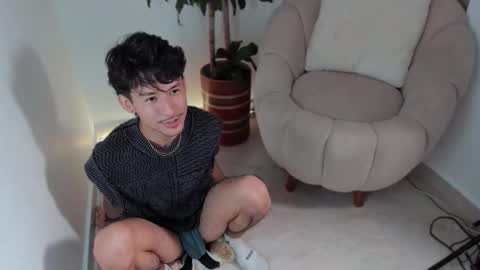 Snapshot of dimitri_targaryen chatting on 03-01-25, 02:04 Fabian online show from 03-01-25, 02:04