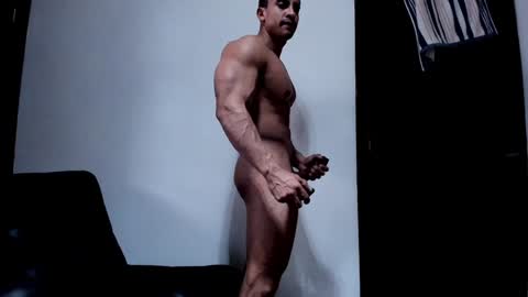 Snapshot of dimitriklein chatting on 01-04-25, 04:43 dimitriklein online show from 01-04-25, 04:43