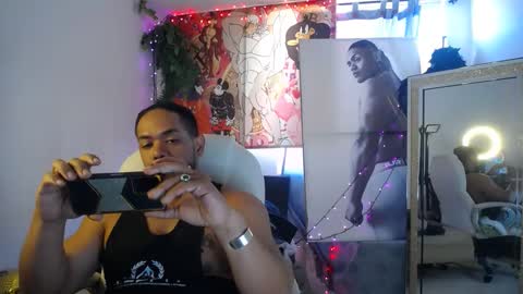 Snapshot of dimitry_muscle chatting on 12-10-24, 02:17 dimitry kyle mucle online show from 12-10-24, 02:17