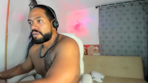 Snapshot of dimitry_muscle chatting on 12-27-24, 02:14 dimitry kyle mucle online show from 12-27-24, 02:14