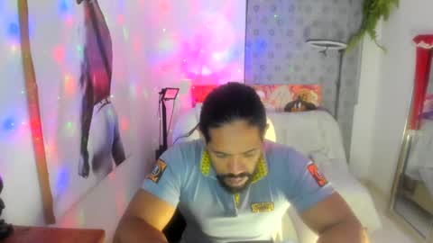 Snapshot of dimitry_muscle chatting on 01-09-25, 02:11 dimitry kyle mucle online show from 01-09-25, 02:11