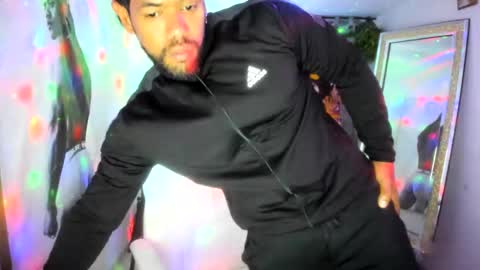 Snapshot of dimitry_muscle chatting on 02-10-25, 12:19 dimitry kyle mucle online show from 02-10-25, 12:19