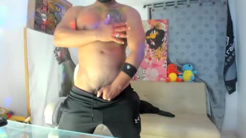 Snapshot of dimitry_muscle chatting on 10-10-25, 01:48 dimitry kyle mucle online show from 10-10-25, 01:48