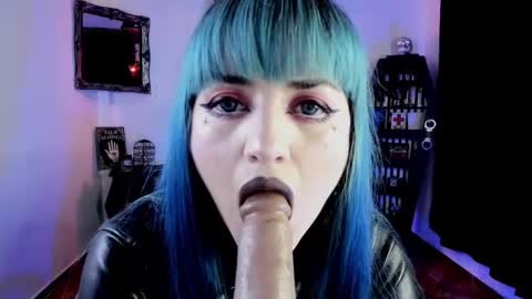 Snapshot of dimmuanddarkness chatting on 11-15-25, 05:05 dimmuanddarkness online show from 11-15-25, 05:05