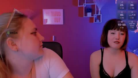 dina_bloom online show from 03-08-26, 09:40