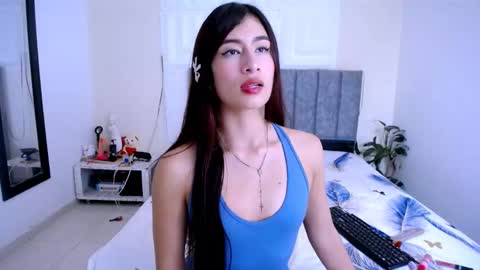 Snapshot of dina_mcry chatting on 02-19-26, 06:26 DINA online show from 02-19-26, 06:26