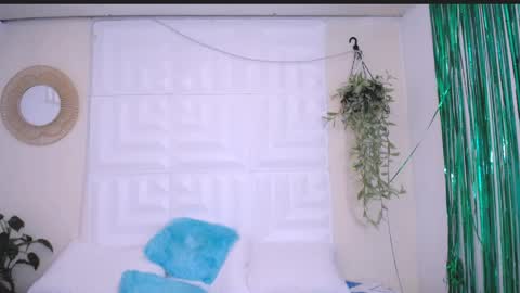 Snapshot of dina_mcry chatting on 04-06-26, 03:57 DINA online show from 04-06-26, 03:57