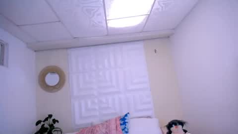 Snapshot of dina_mcry chatting on 07-14-26, 06:35 DINA online show from 07-14-26, 06:35