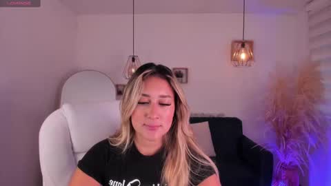   online show from 10-08-25, 12:03