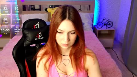 Snapshot of dinatwinkle chatting on 12-08-24, 12:07 Dina online show from 12-08-24, 12:07