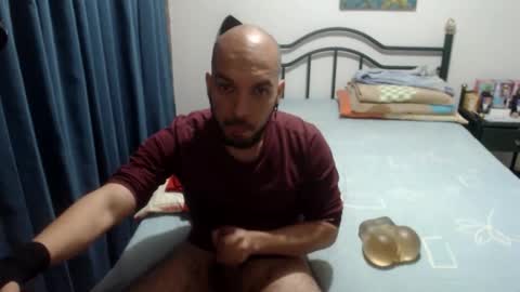 Snapshot of dinchtcams chatting on 03-30-26, 11:28 Dincht online show from 03-30-26, 11:28