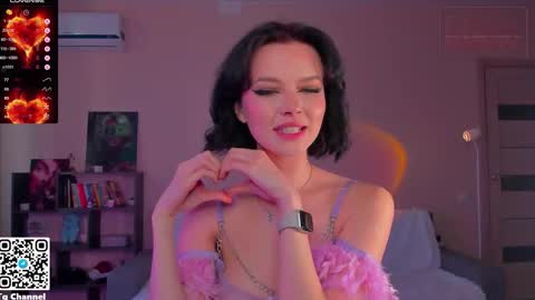 Snapshot of dindin_ chatting on 11-19-25, 05:51 Jessie online show from 11-19-25, 05:51