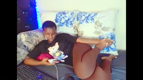 Snapshot of dinnydakrazx chatting on 10-07-25, 06:27 dinnydakrazx online show from 10-07-25, 06:27