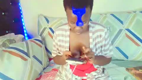 Snapshot of dinnydakrazx chatting on 11-16-25, 05:57 dinnydakrazx online show from 11-16-25, 05:57