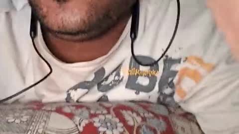 Snapshot of dino_7711 chatting on 11-05-25, 03:01 dyno online show from 11-05-25, 03:01